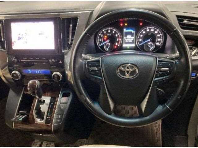 Toyota Vellfire 2020 — миниатюра 3