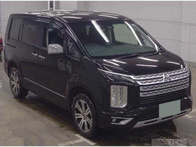 2022 Mitsubishi Delica D5