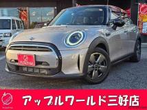 2022 BMW MINI