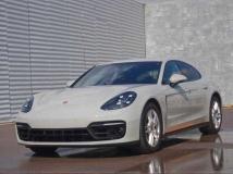 2022 Porsche Panamera