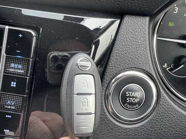 Nissan X-Trail 2021 — миниатюра 7