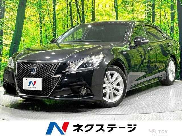 2014 Toyota Crown Hybrid
