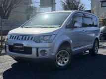 2007 Mitsubishi Delica D5