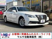 2014 Toyota Crown Hybrid