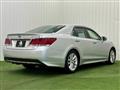 2013 Toyota Crown Hybrid