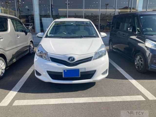 2011 Toyota Vitz