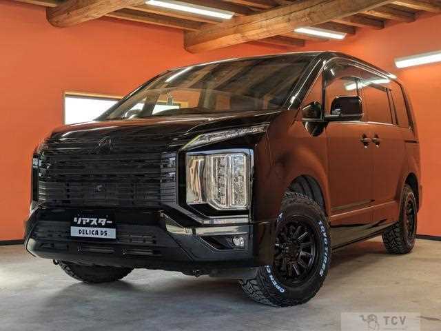 2021 Mitsubishi Delica D5