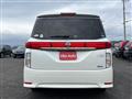 2013 Nissan Elgrand