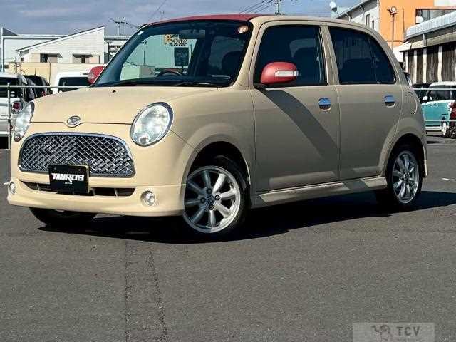 2005 Daihatsu Miragino