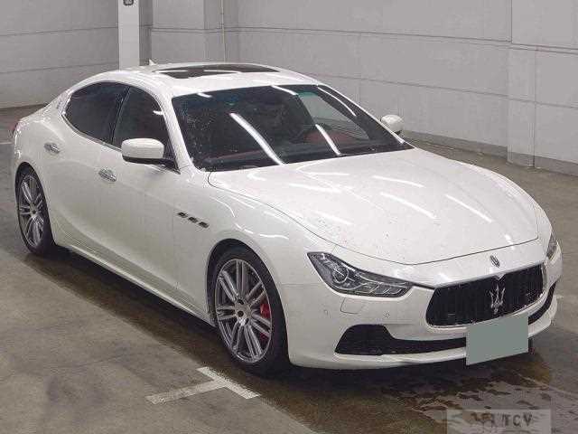 2014 Maserati Ghibli