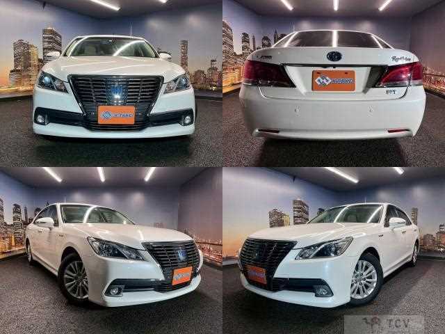 2013 Toyota Crown Hybrid