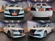 2013 Toyota Crown Hybrid