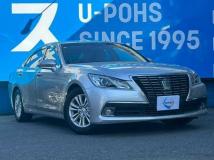 2013 Toyota Crown Hybrid