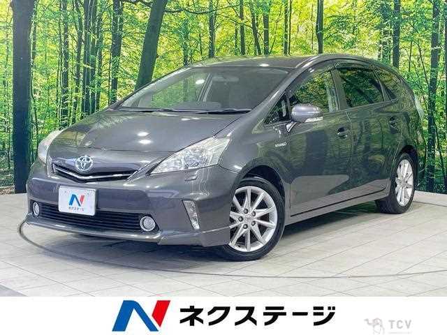 2013 Toyota PRIUS α