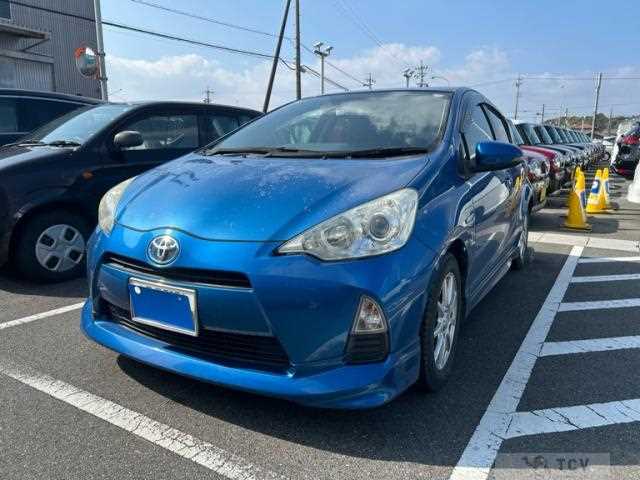 2012 Toyota AQUA