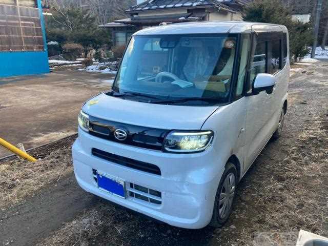 2023 Daihatsu Tanto