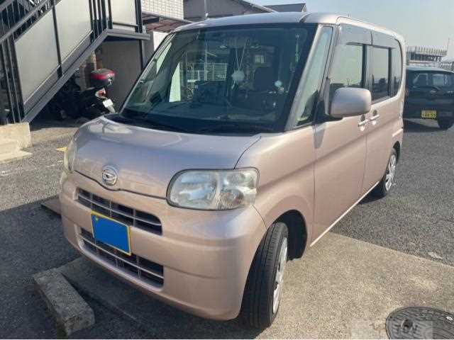 2012 Daihatsu Tanto