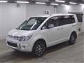 2013 Mitsubishi Delica D5