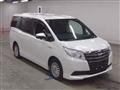 2015 Toyota Noah