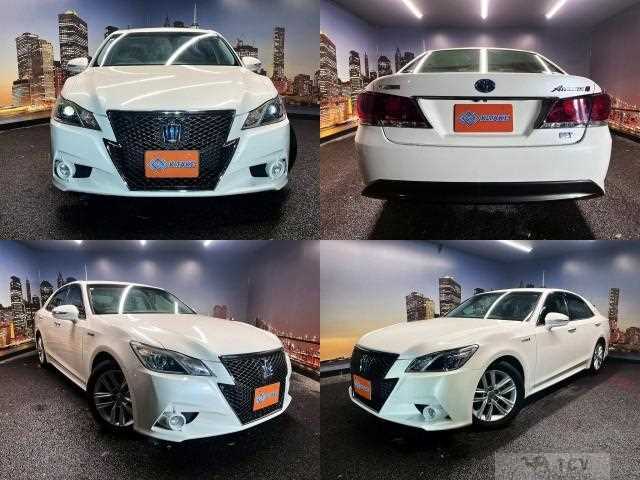 2013 Toyota Crown Hybrid