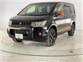 2017 Mitsubishi Delica D5