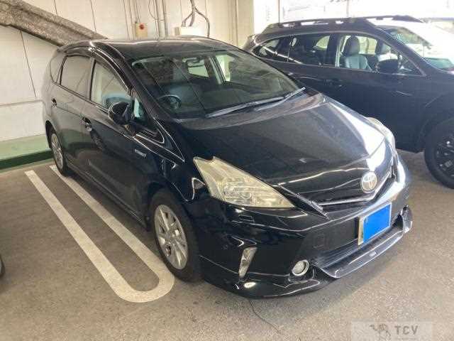 2011 Toyota PRIUS α