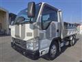 2017 Isuzu Elf Truck