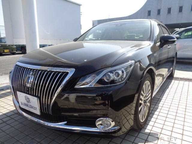 2017 Toyota Crown Majesta