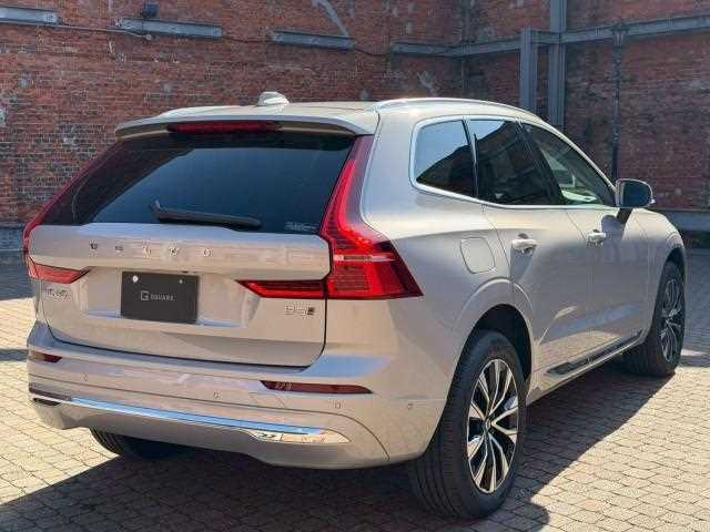 Volvo XC60 2024 — фото 9 купить в Москве