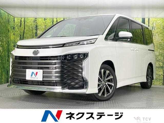 2025 Toyota Voxy
