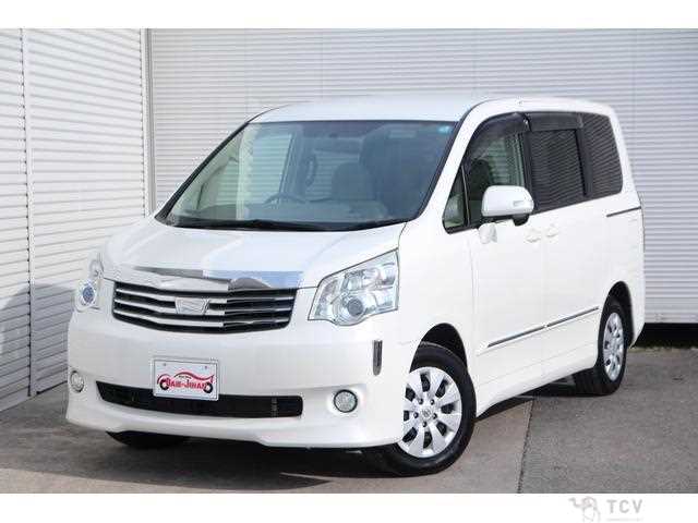 2013 Toyota Noah