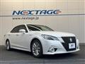 2013 Toyota Crown Hybrid