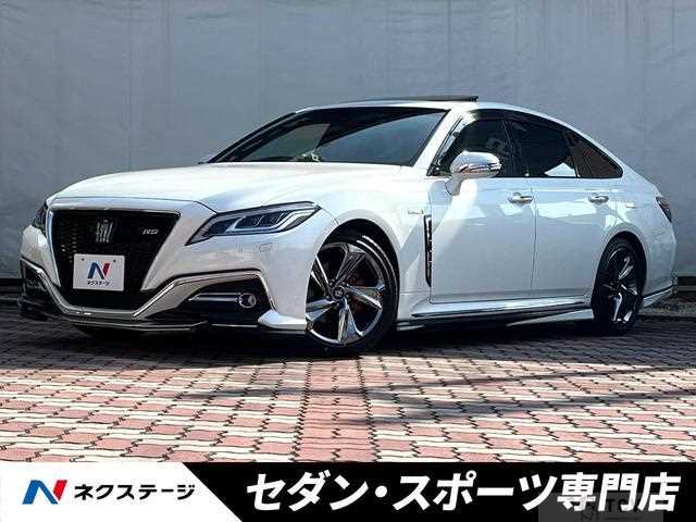 2018 Toyota Crown Hybrid