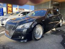 2015 Toyota Crown Hybrid