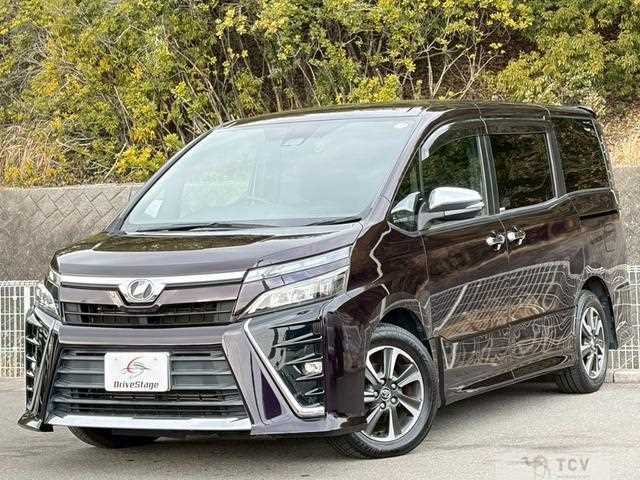 2017 Toyota Voxy