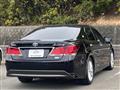 2013 Toyota Crown Hybrid