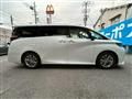 2025 Toyota Alphard Hybrid