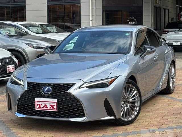 2021 Lexus IS