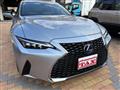 2021 Lexus IS