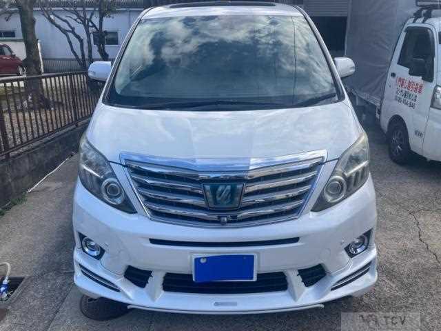 2012 Toyota Alphard Hybrid