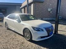 2013 Toyota Crown Majesta