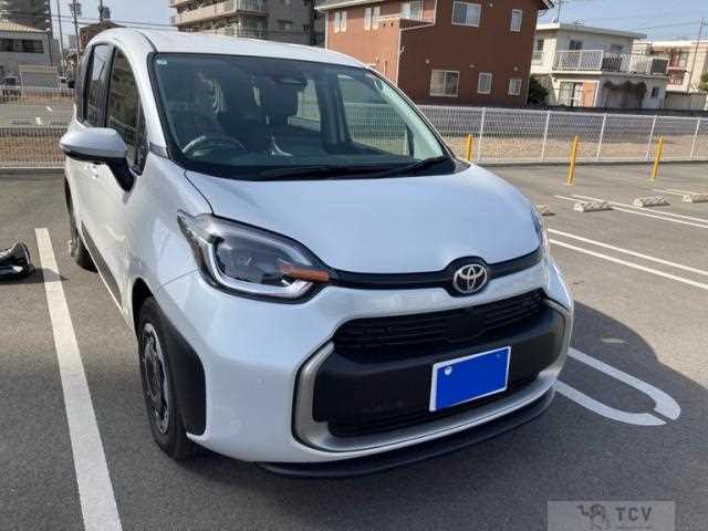 2025 Toyota Sienta