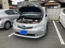 2012 Toyota PRIUS α