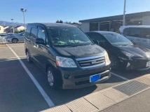 2007 Toyota Noah