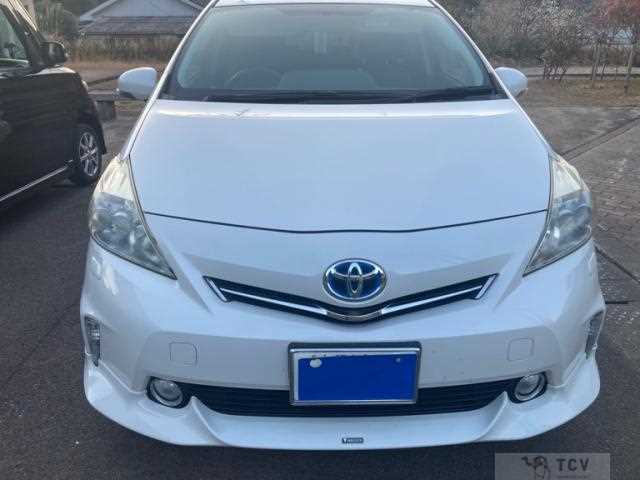 2012 Toyota PRIUS α