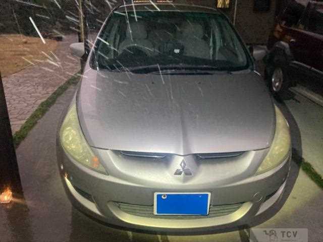 2003 Mitsubishi Grandis