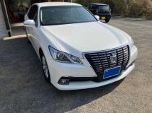 2015 Toyota Crown