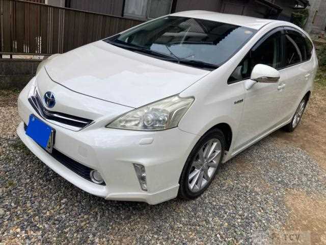 2011 Toyota PRIUS α