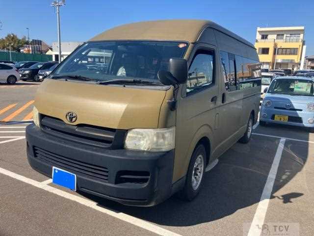 2005 Toyota Regius Wagon