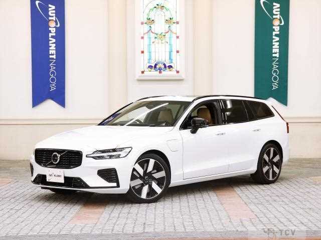 2025 Volvo V60